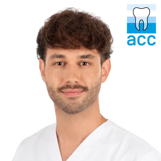 Zahnarzt der ACC Zahnklinik Basel